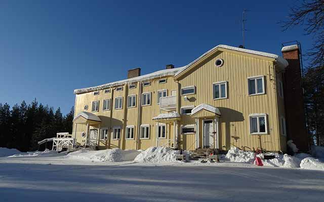 Nous organisons avec vous votre hébergement et votre voyage en Laponie